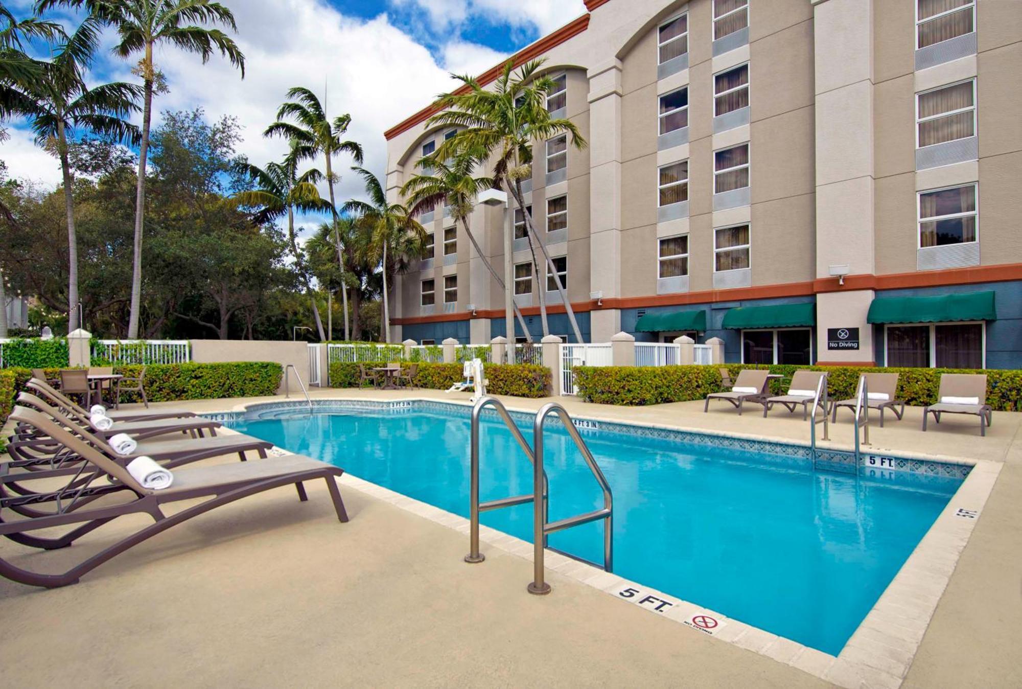 Hampton Inn Ft Lauderdale Airport North Cruise Port Fort Lauderdale Exteriér fotografie